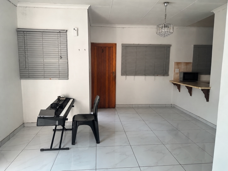 2 Bedroom Property for Sale in Rustenburg Central North West